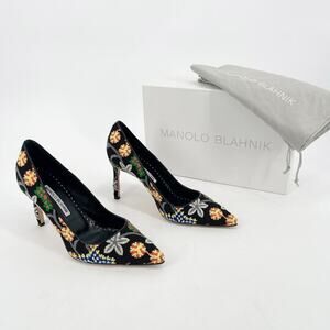 Manolo Blahnik BB 90 Black Floral Embroidered Fabric Pointed Toe Pumps IT 38